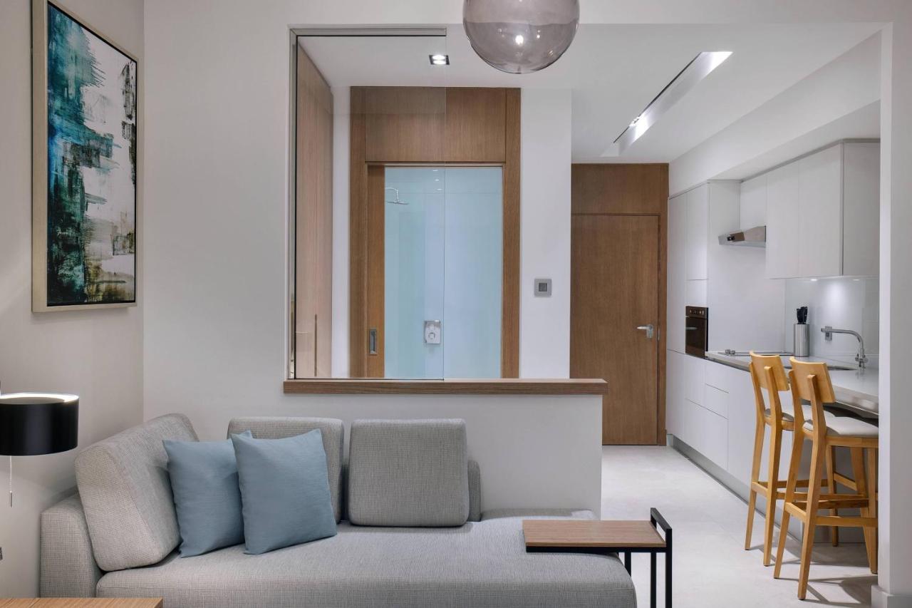 Residence Inn By Marriott Al Jaddaf Дубай Екстериор снимка